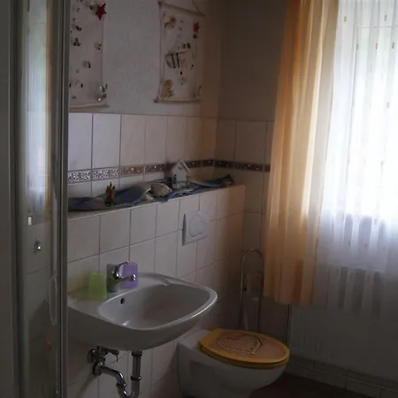Haus Ferienglueck شقة